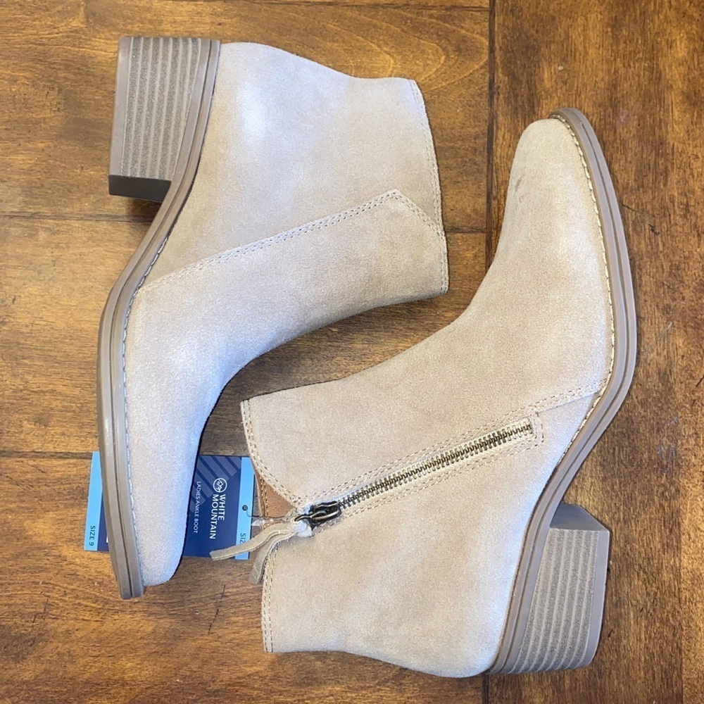 White Mountain Women's taupe Ankle Boots 🆕 - Picture 3 of 7